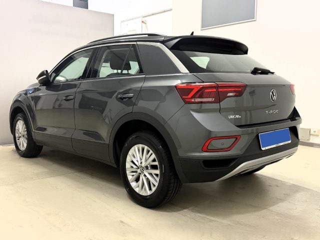 VOLKSWAGEN T-Roc usata, con Autoradio