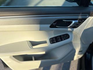 PORSCHE Macan usata, con Fendinebbia