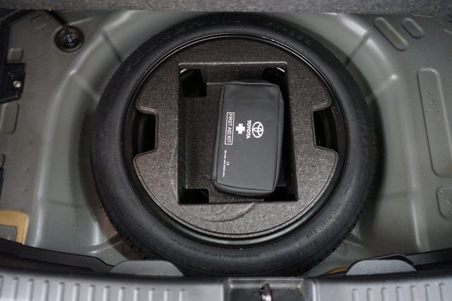 TOYOTA Yaris usata 28