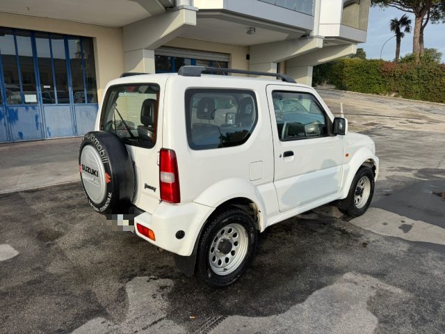 SUZUKI Jimny usata, con Autoradio