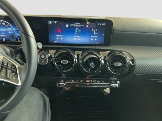 MERCEDES-BENZ A 180 usata 11