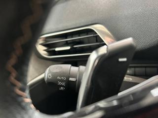 PEUGEOT 3008 usata, con Servosterzo