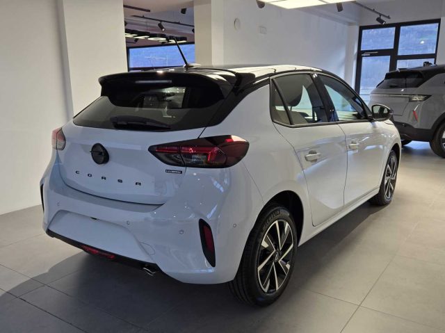 OPEL Corsa usata, con Autoradio