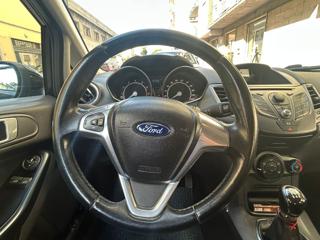FORD Fiesta usata, con Boardcomputer