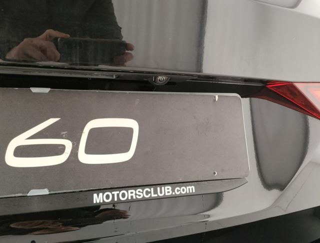 VOLVO V60 usata, con Sensori di parcheggio posteriori