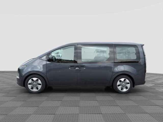 HYUNDAI Staria usata 1