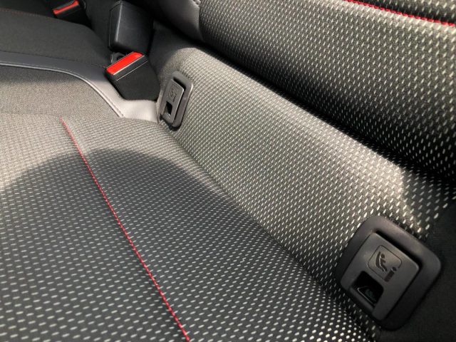 VOLKSWAGEN T-Roc usata, con Airbag testa