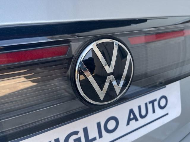 VOLKSWAGEN T-Cross usata, con Sensori di parcheggio posteriori