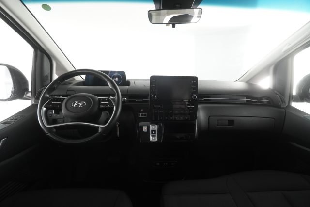 HYUNDAI Staria usata 11