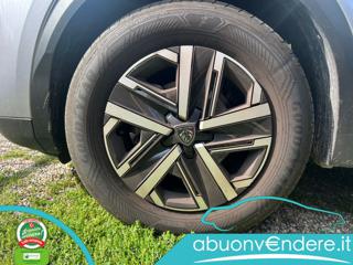 PEUGEOT 2008 usata, con Park Distance Control