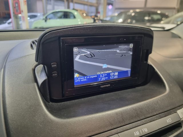 TOYOTA Aygo usata, con Bluetooth
