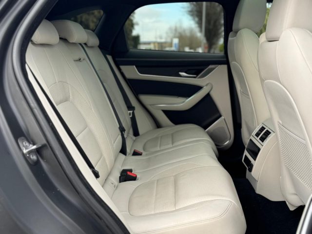 JAGUAR F-Pace usata, con Vetri oscurati