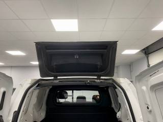 PEUGEOT Partner usata, con Park Distance Control
