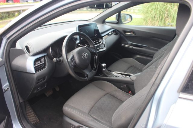 TOYOTA C-HR usata, con Regolazione elettrica sedili