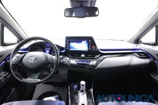 TOYOTA C-HR usata, con Controllo automatico clima