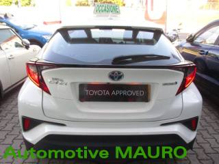 TOYOTA C-HR usata, con Autoradio