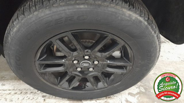 LAND ROVER Defender usata, con ESP