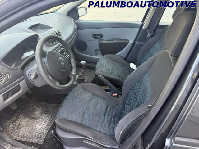 RENAULT Clio usata, con Autoradio