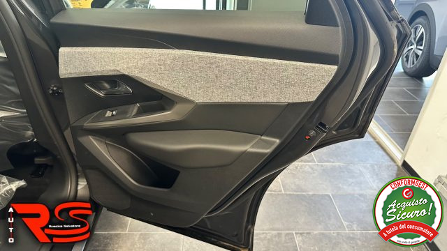 PEUGEOT 3008 usata, con Park Distance Control