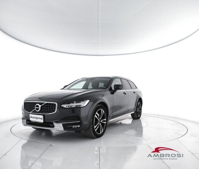 VOLVO V90 Cross Country usata 0