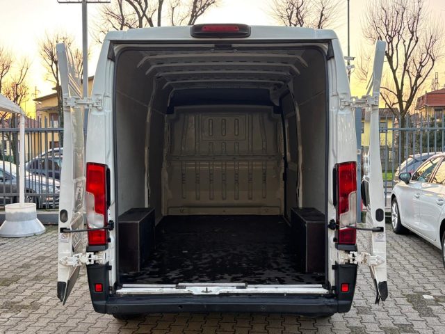 PEUGEOT Boxer usata, con Chiusura centralizzata