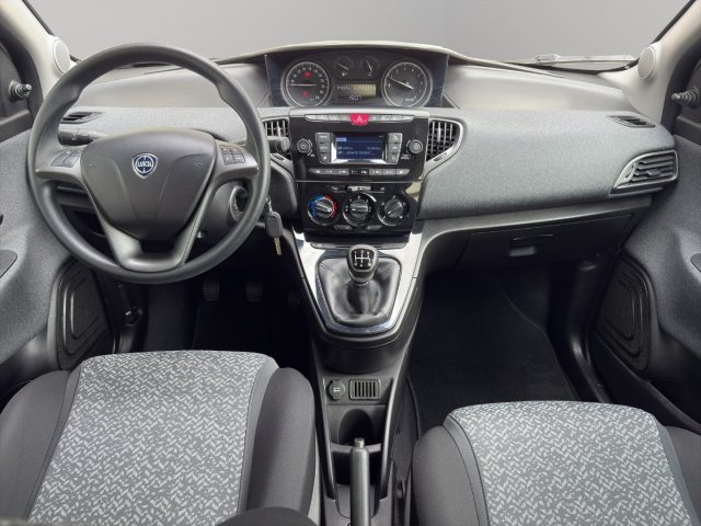 LANCIA Ypsilon usata 10