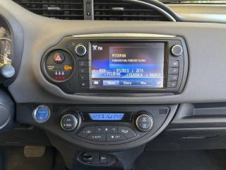 TOYOTA Yaris usata, con Fendinebbia