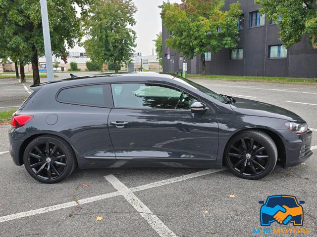 VOLKSWAGEN Scirocco usata, con Sensori di parcheggio anteriori