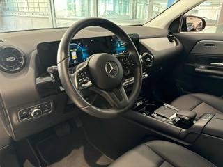 MERCEDES-BENZ GLA 180 usata, con Controllo automatico clima