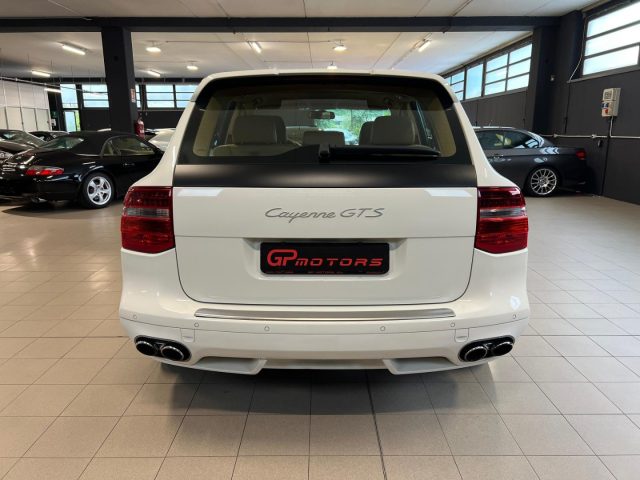 PORSCHE Cayenne usata, con Autoradio