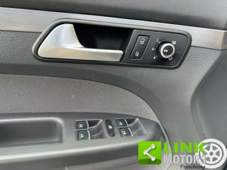 VOLKSWAGEN Touran usata 31