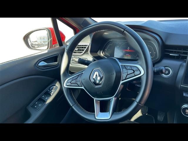 RENAULT Clio usata, con Volante in pelle