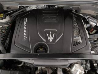 MASERATI Grecale usata, con Fari LED