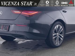 MERCEDES-BENZ CLA 180 usata, con Alzacristalli elettrici