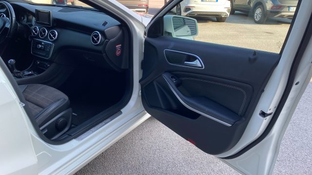 MERCEDES-BENZ A 180 usata, con Controllo trazione