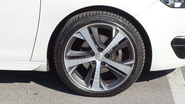 PEUGEOT 308 usata, con Servosterzo