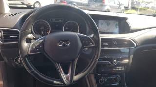 INFINITI QX30 usata, con Autoradio