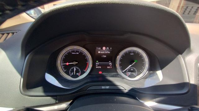 SKODA Karoq usata, con Bluetooth