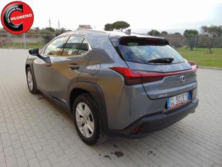 LEXUS UX 250h usata, con Alzacristalli elettrici