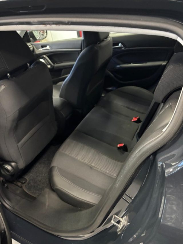 PEUGEOT 308 usata, con Autoradio