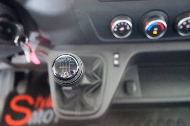 RENAULT Master usata, con Bracciolo