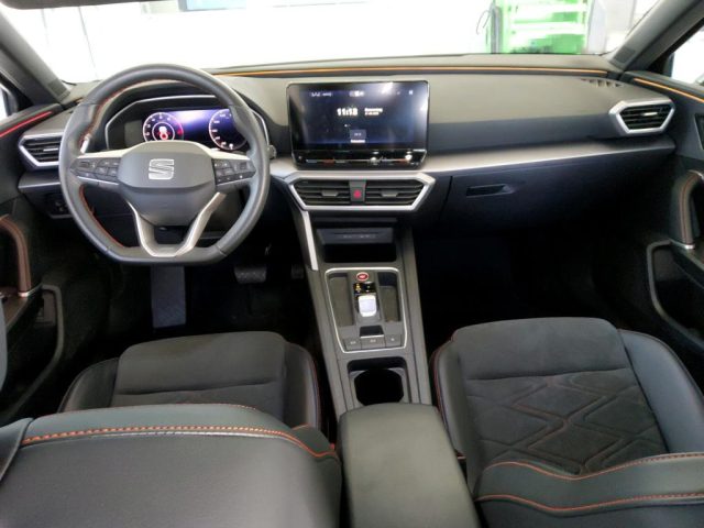 SEAT Leon usata, con Autoradio