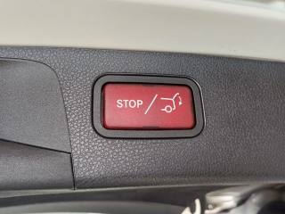 MERCEDES-BENZ E 300 usata, con Autoradio digitale