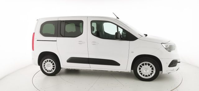 OPEL Combo Life usata, con Luci diurne LED
