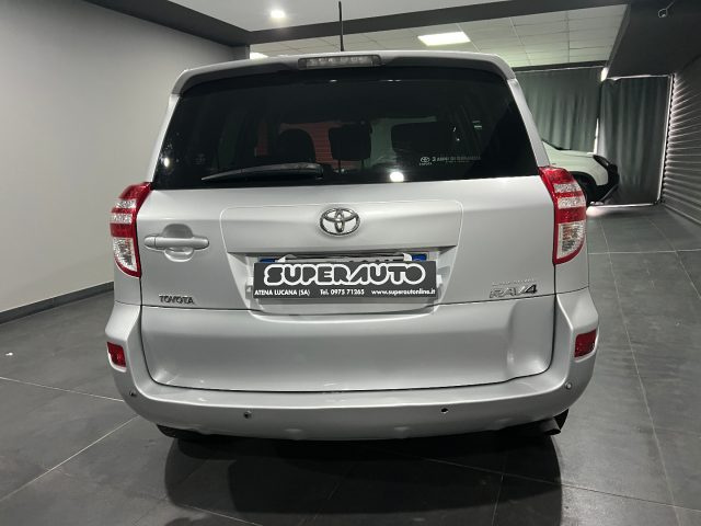 TOYOTA RAV 4 usata, con Alzacristalli elettrici