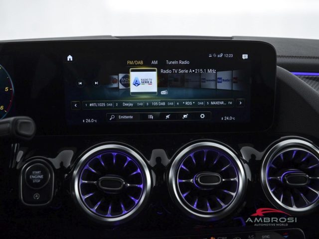 MERCEDES-BENZ GLA 200 usata 14