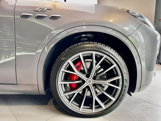 MASERATI Grecale usata, con Alzacristalli elettrici