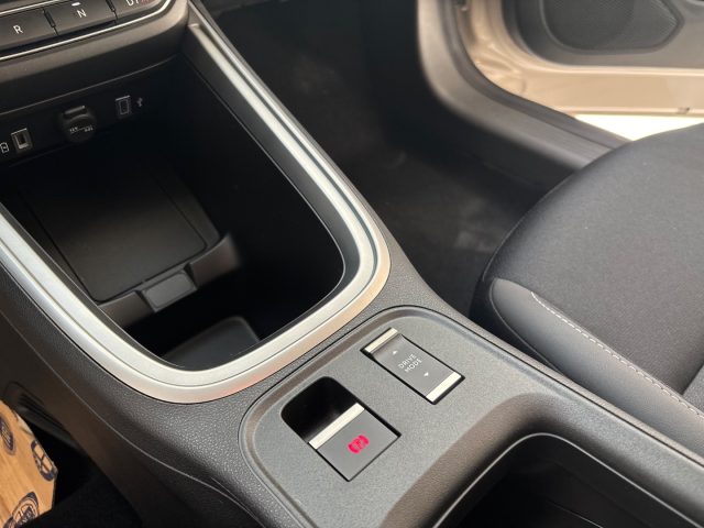 JEEP Avenger usata, con Volante in pelle