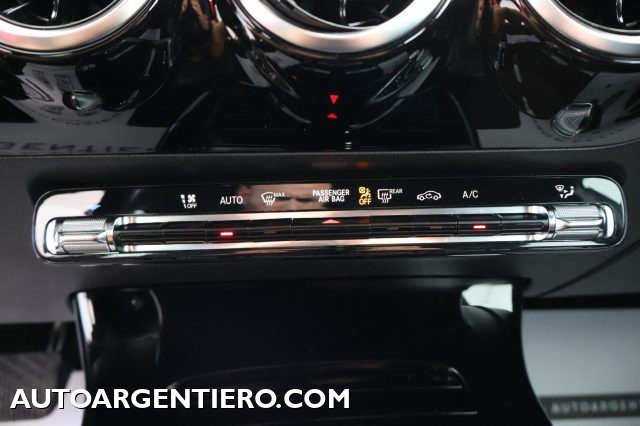 MERCEDES-BENZ A 180 usata, con Interni in pelle
