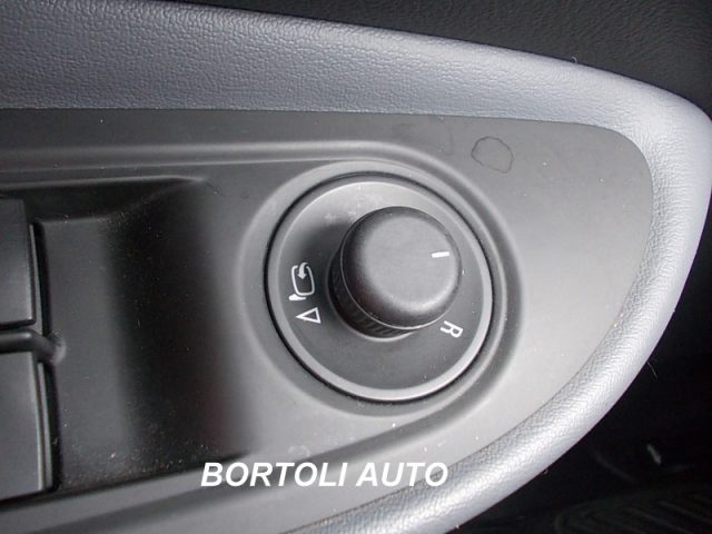 OPEL Mokka usata, con Vetri oscurati